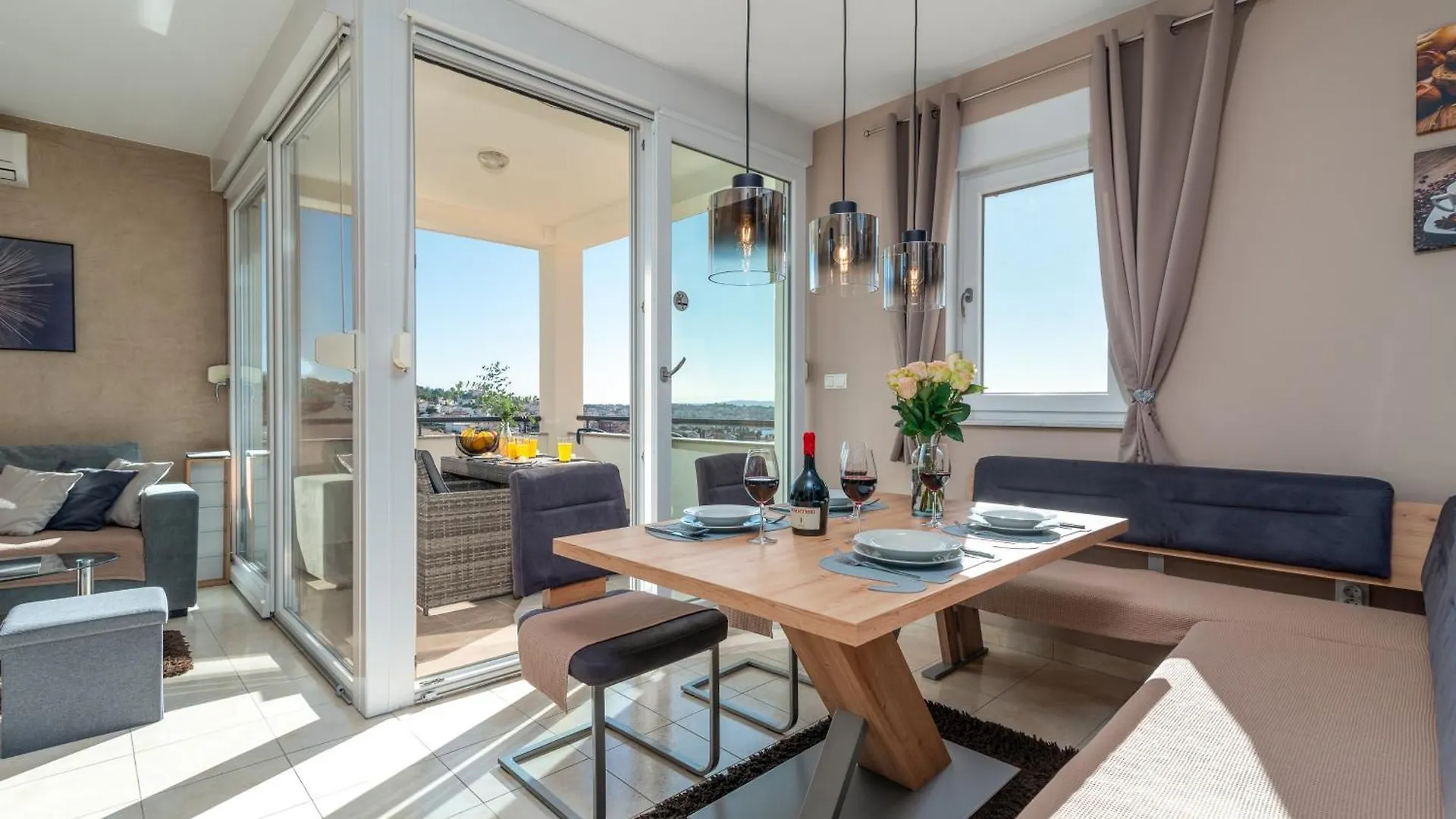 Apartment Pinocchio Trogir 0*,
